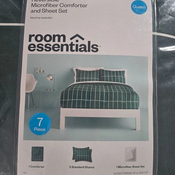 Room Essentials Reversible Comforter & Sheet Set Dark Green 7 Pieces Queen New - Picture 8 of 11